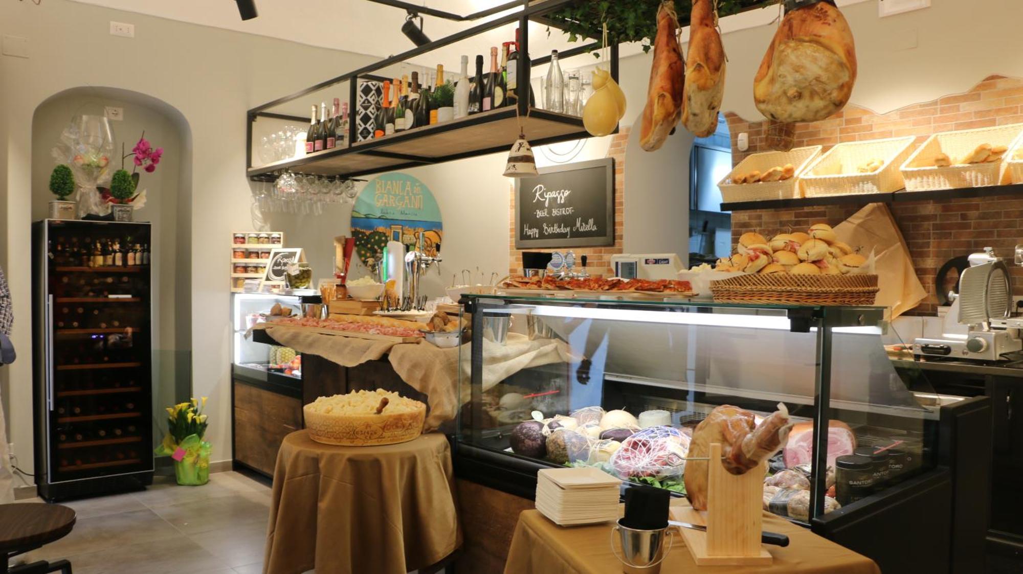 Suites Dimora Garibaldi Пешичи Екстериор снимка