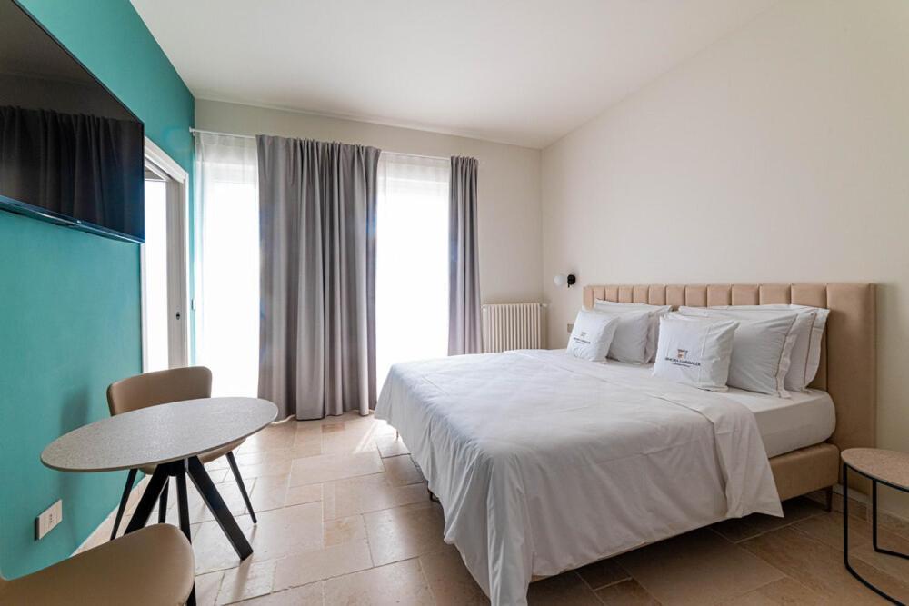 Suites Dimora Garibaldi Пешичи Екстериор снимка